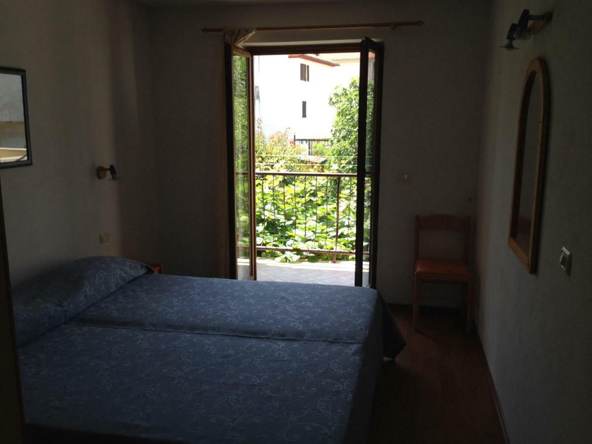 Apartment Leo ロヴィニ エクステリア 写真