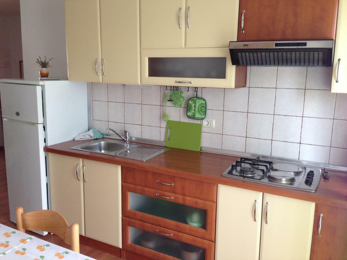 Apartment Leo ロヴィニ エクステリア 写真